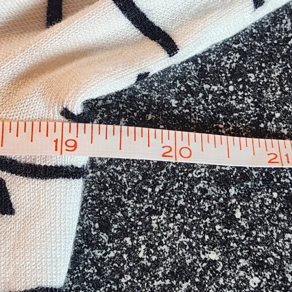 Halogen Womens Crew Neck Cardigan Sweater Size L 3/4 sleeves Preppy Office - Picture 6 of 8